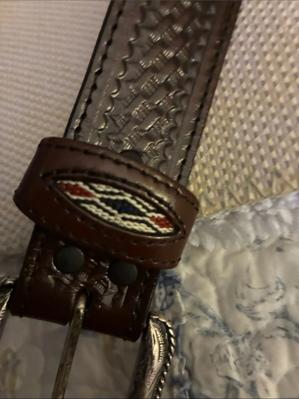 Wrangler True Vintage Western Dark Brown Leather Belt w/Engraved Silver Buckle